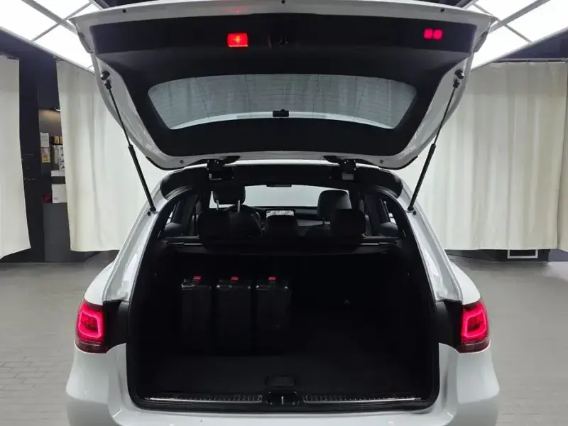2021 Mercedes-Benz GLC с пробегом 81 462 км
