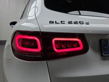 2021 Mercedes-Benz GLC с пробегом 81 462 км