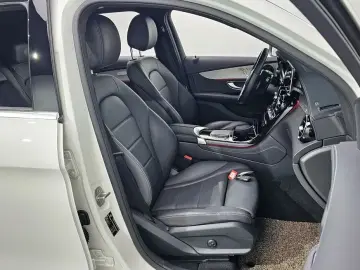 2021 Mercedes-Benz GLC с пробегом 69 674 км