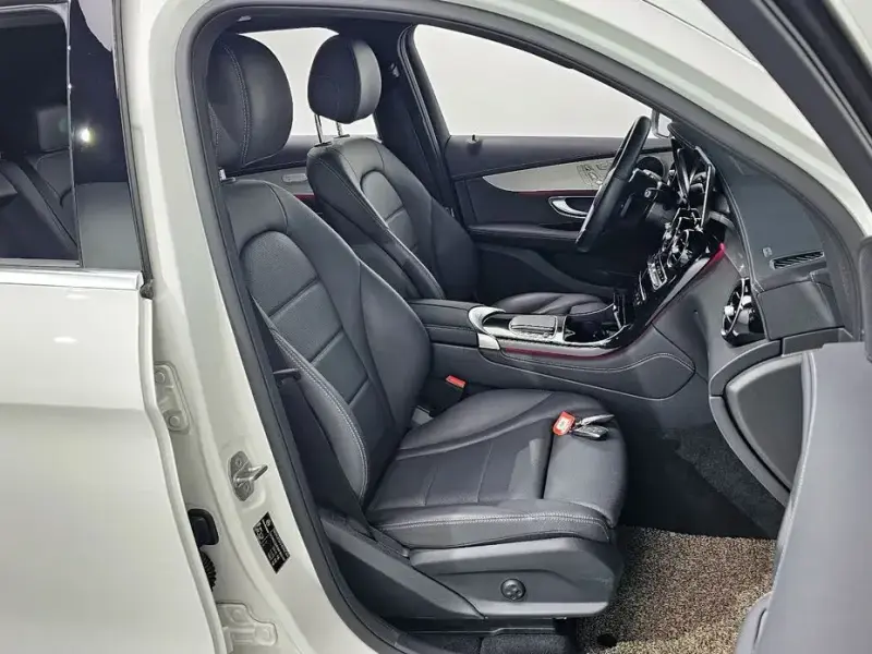2021 Mercedes-Benz GLC с пробегом 69 674 км