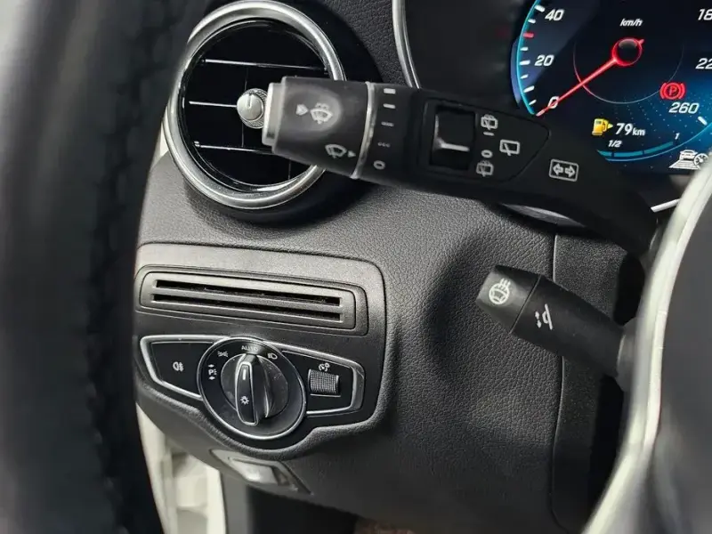 2021 Mercedes-Benz GLC с пробегом 69 674 км