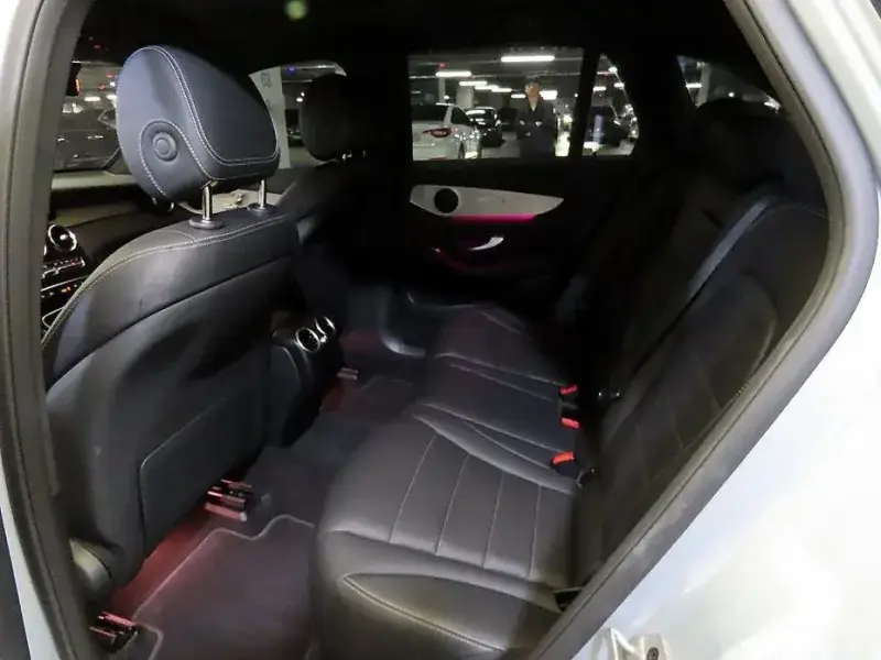 2021 Mercedes-Benz GLC с пробегом 53 420 км