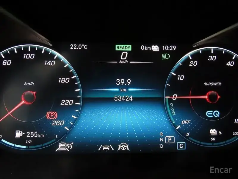 2021 Mercedes-Benz GLC с пробегом 53 420 км