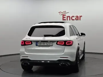 2022 Mercedes-Benz GLC с пробегом 57 638 км