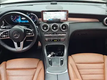 2022 Mercedes-Benz GLC с пробегом 66 827 км