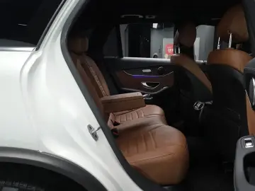 2022 Mercedes-Benz GLC с пробегом 57 638 км