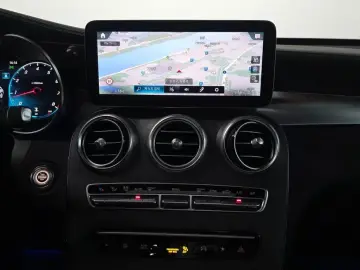 2022 Mercedes-Benz GLC с пробегом 57 638 км