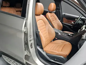 2022 Mercedes-Benz GLC с пробегом 66 827 км