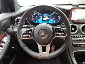 2022 Mercedes-Benz GLC с пробегом 66 827 км
