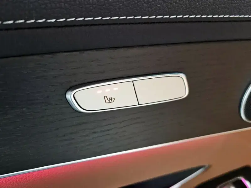 2022 Mercedes-Benz GLC с пробегом 66 827 км