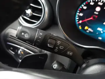 2022 Mercedes-Benz GLC с пробегом 57 638 км