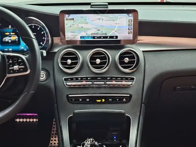2022 Mercedes-Benz GLC с пробегом 66 827 км