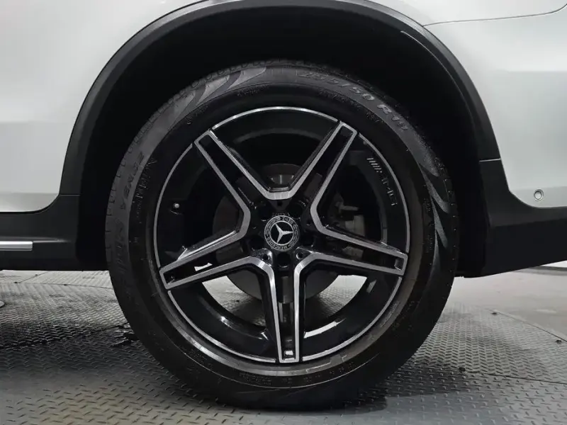 2022 Mercedes-Benz GLC с пробегом 57 638 км