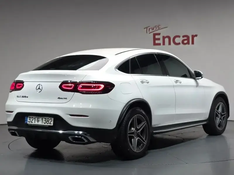 2021 Mercedes-Benz GLC с пробегом 139 542 км