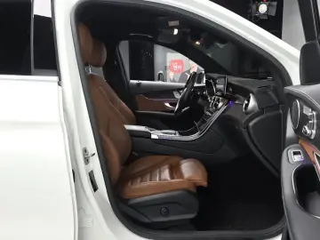 2022 Mercedes-Benz GLC с пробегом 57 638 км