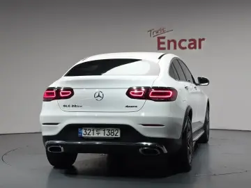 2021 Mercedes-Benz GLC с пробегом 139 542 км