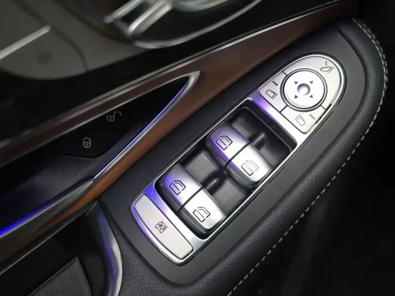 2022 Mercedes-Benz GLC с пробегом 57 638 км