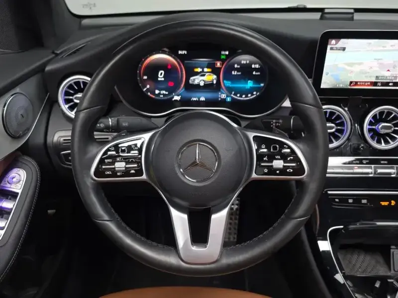 2021 Mercedes-Benz GLC с пробегом 139 542 км