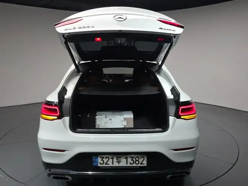 2021 Mercedes-Benz GLC с пробегом 139 542 км