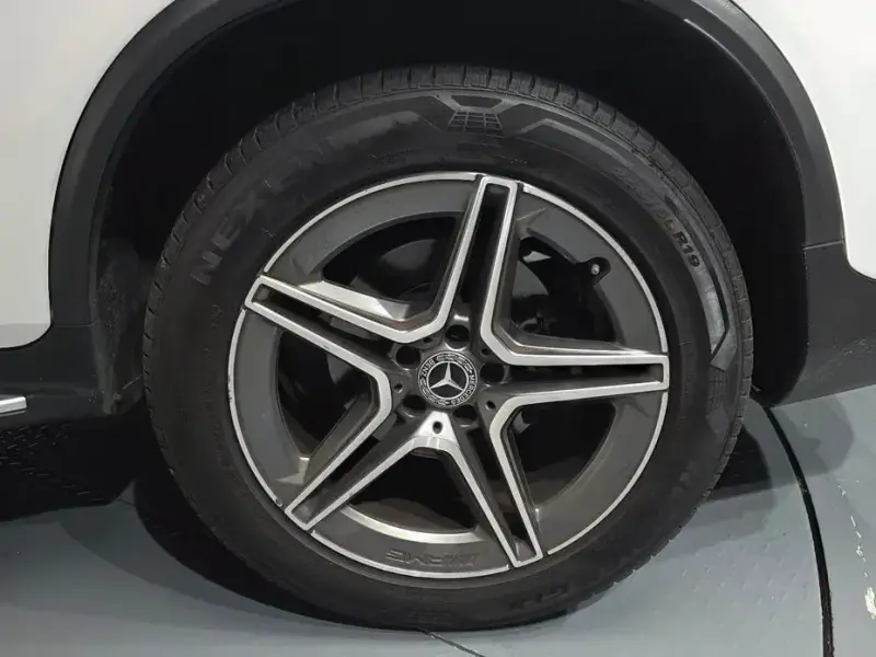 2021 Mercedes-Benz GLC с пробегом 139 542 км