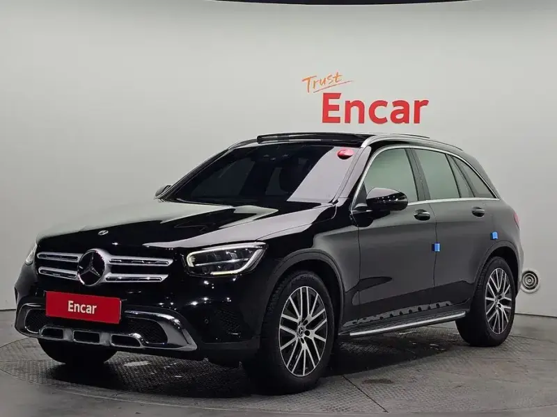 2021 Mercedes-Benz GLC с пробегом 72 808 км