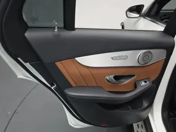 2021 Mercedes-Benz GLC с пробегом 139 542 км