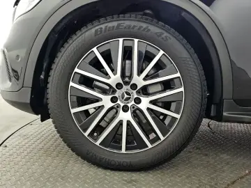 2021 Mercedes-Benz GLC с пробегом 72 808 км