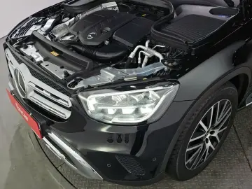 2021 Mercedes-Benz GLC с пробегом 72 808 км