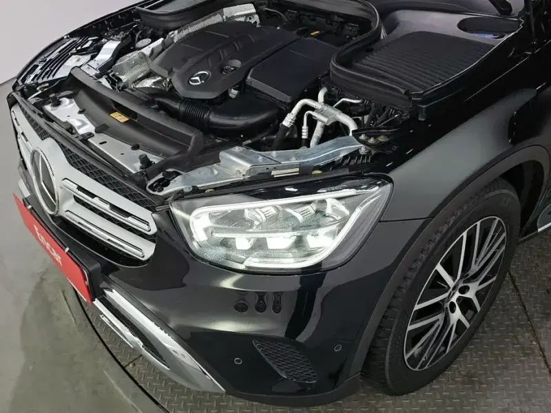 2021 Mercedes-Benz GLC с пробегом 72 808 км