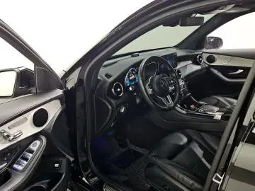 2021 Mercedes-Benz GLC с пробегом 72 808 км