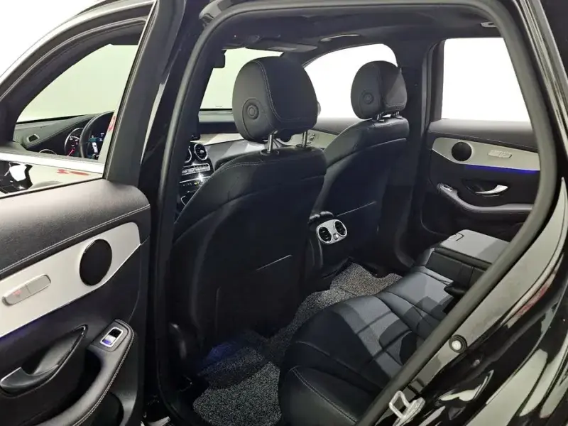 2021 Mercedes-Benz GLC с пробегом 72 808 км