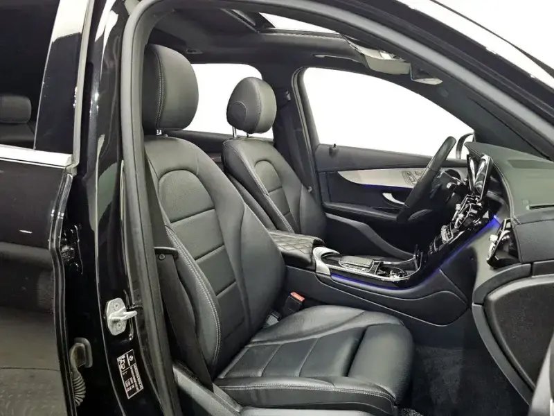 2021 Mercedes-Benz GLC с пробегом 72 808 км
