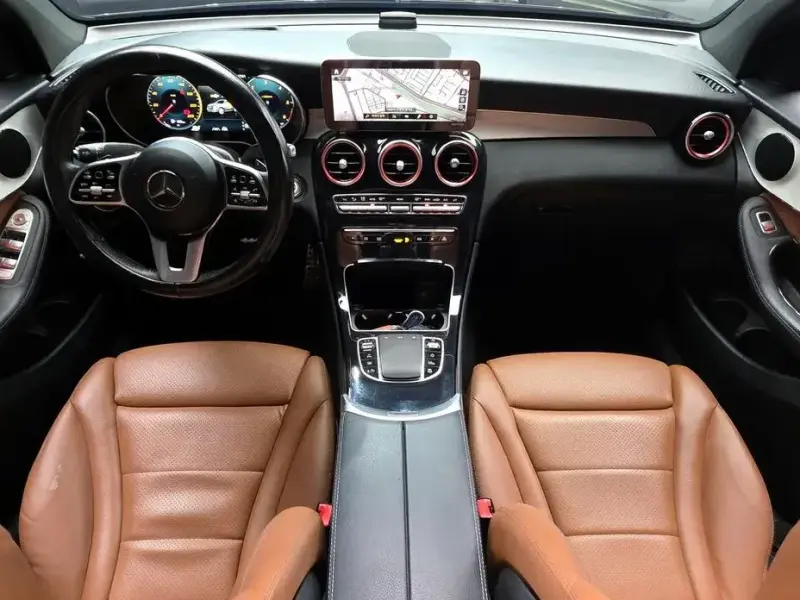 2021 Mercedes-Benz GLC с пробегом 51 262 км