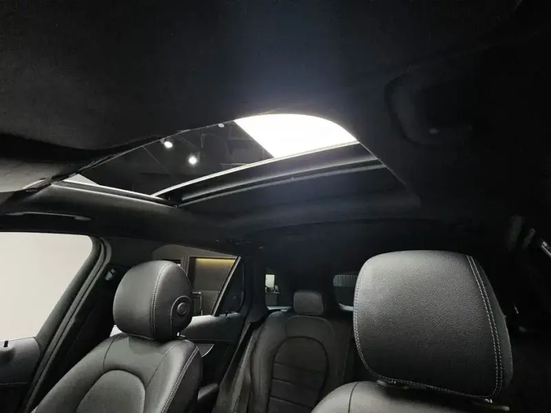 2021 Mercedes-Benz GLC с пробегом 72 808 км