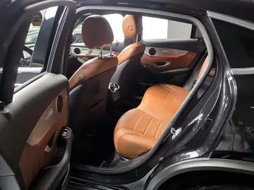 2021 Mercedes-Benz GLC с пробегом 51 262 км