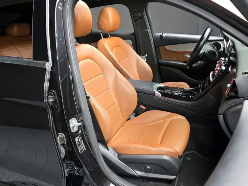 2021 Mercedes-Benz GLC с пробегом 51 262 км