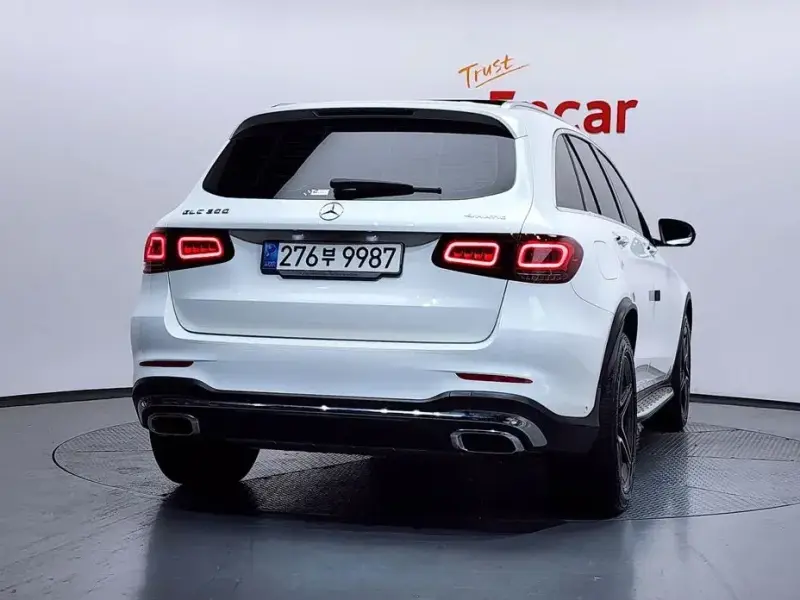2022 Mercedes-Benz GLC с пробегом 80 949 км