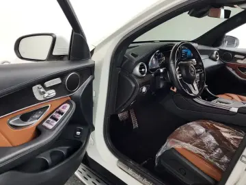 2022 Mercedes-Benz GLC с пробегом 80 949 км