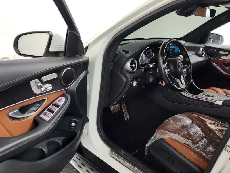 2022 Mercedes-Benz GLC с пробегом 80 949 км