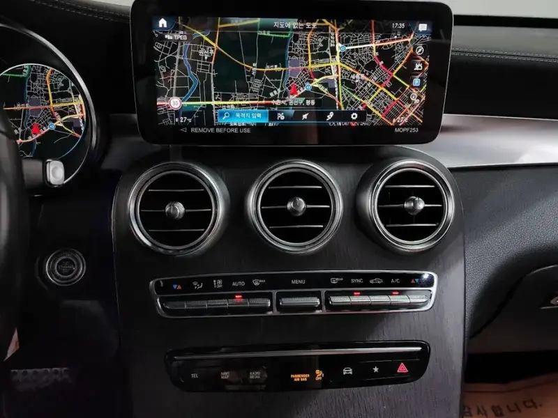 2022 Mercedes-Benz GLC с пробегом 80 949 км