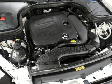 2022 Mercedes-Benz GLC с пробегом 48 032 км