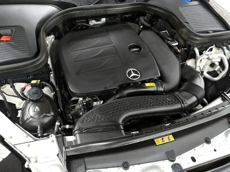 2022 Mercedes-Benz GLC с пробегом 48 032 км