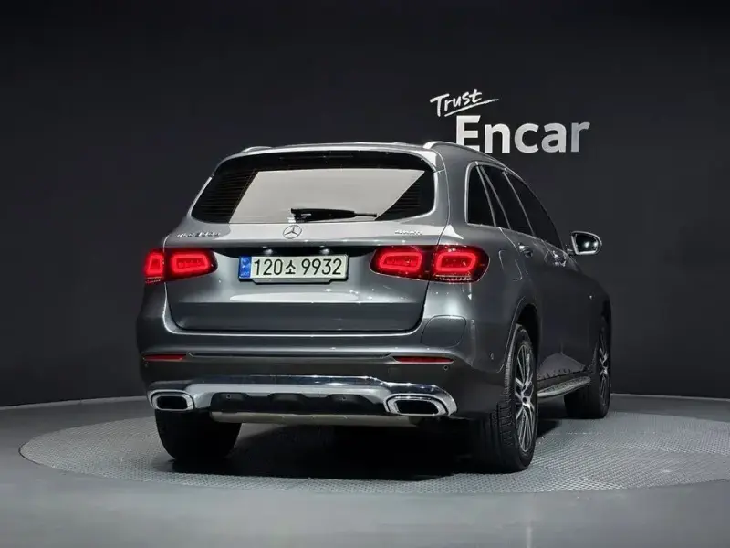 2021 Mercedes-Benz GLC с пробегом 102 559 км