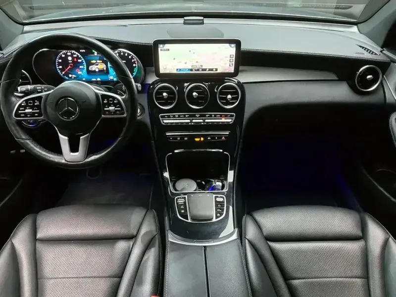 2021 Mercedes-Benz GLC с пробегом 102 559 км