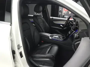 2021 Mercedes-Benz GLC с пробегом 57 982 км