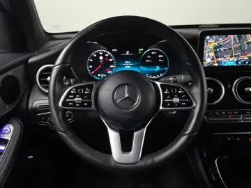 2021 Mercedes-Benz GLC с пробегом 57 982 км