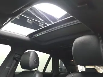 2021 Mercedes-Benz GLC с пробегом 57 982 км