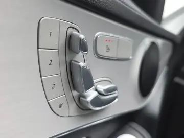2021 Mercedes-Benz GLC с пробегом 57 982 км
