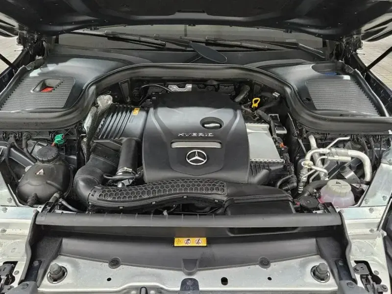 2022 Mercedes-Benz GLC с пробегом 73 147 км