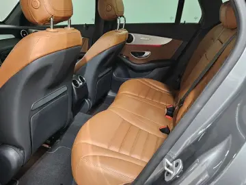 2022 Mercedes-Benz GLC с пробегом 73 147 км
